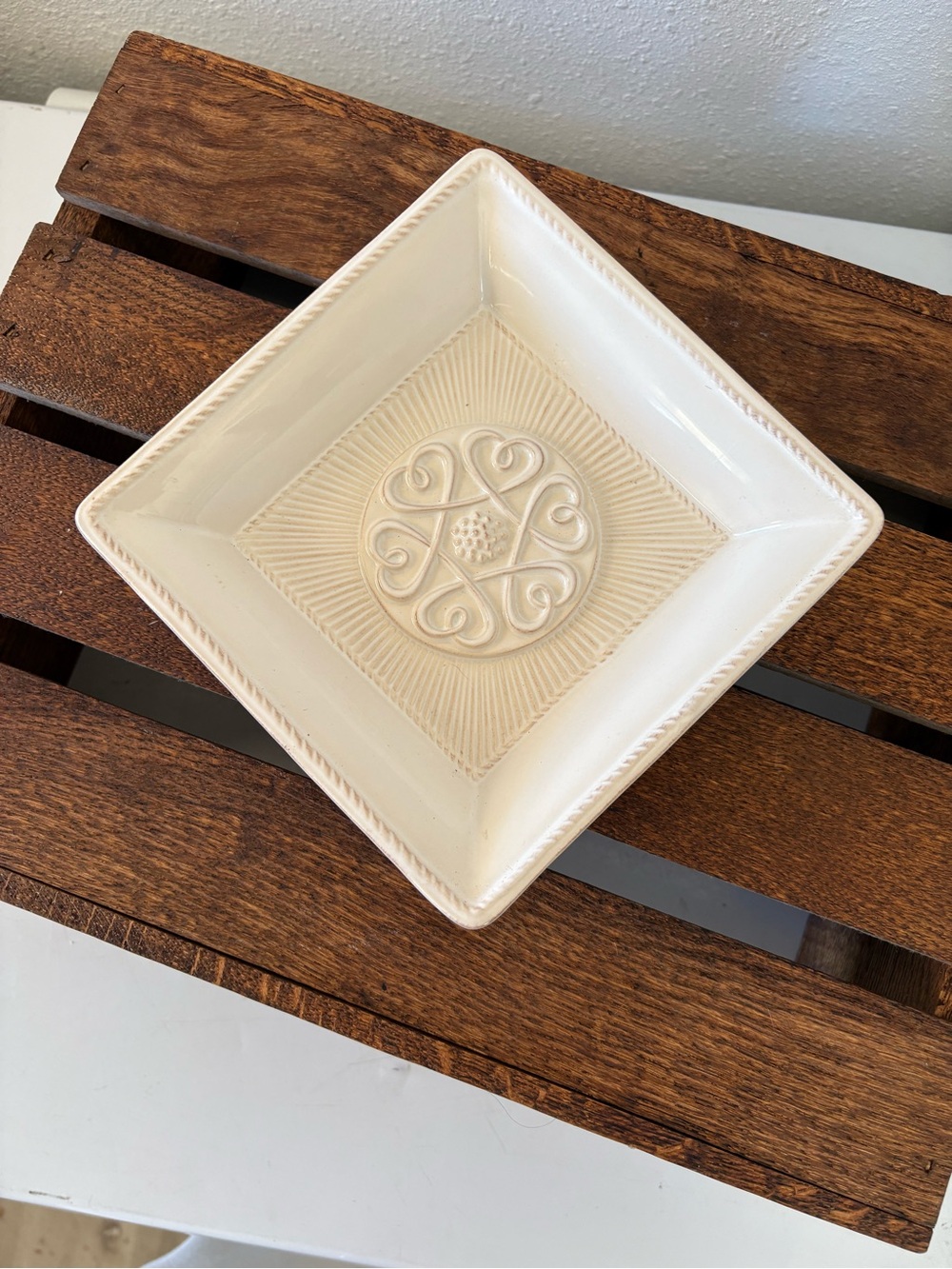 Juliska LOVE Square Serving Bowl Dish Made in Portugal Cream Stoneware